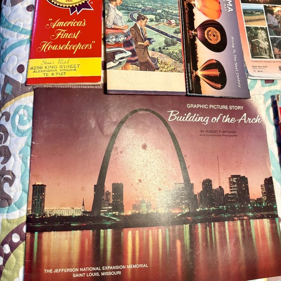 Huge Vtg Lot 71 Gas Oil Tourist Maps Guides Brochures US International 50s 60s - Picture 3 of 11